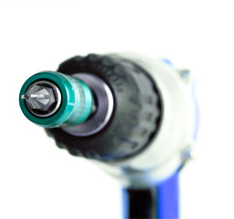 Akkubohrer mit Kreuzbit