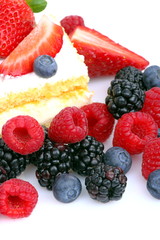 Dessert con frutti di bosco