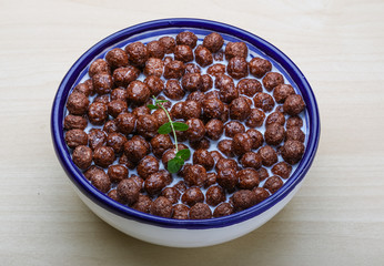 Chocolate cereal balls