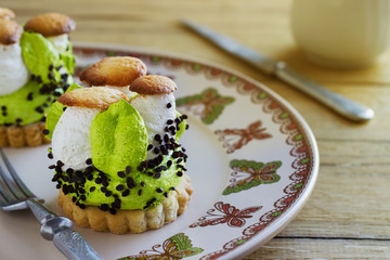 cake with cream mushroom