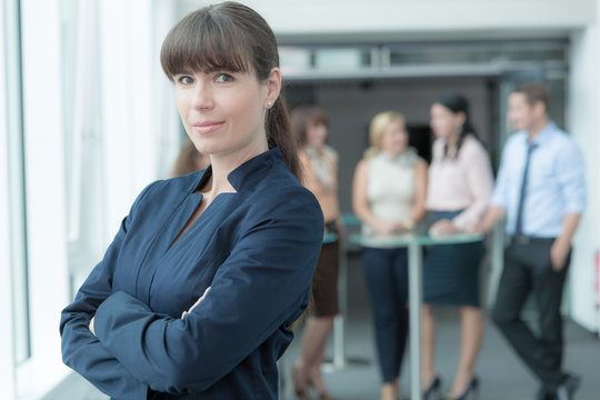 Souver&auml;ne Chefin im B&uuml;ro