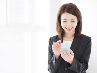 スマートフォン・ビジネスウーマン