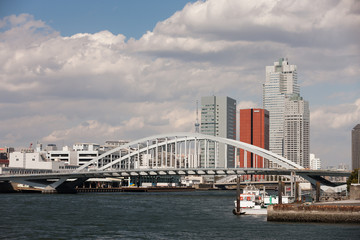 隅田川と築地大橋