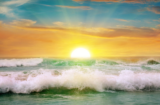 Fototapeta Fantastic sunrise on the ocean