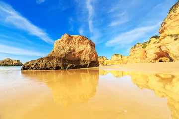 Crédence en verre imprimé Plage de Marinha, Algarve, Portugal Une vue de Praia da Rocha à Portimão, Portugal