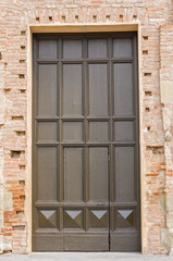 Fototapeta na wymiar old door of a church