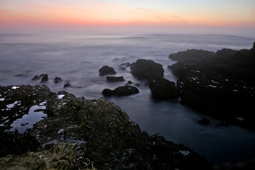 Obraz premium Rocks and sunset