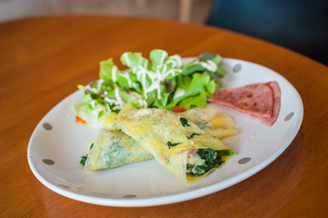 Crepe stuffed with spinach