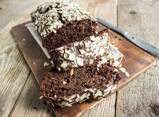 chocolate banana cake