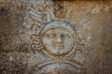 Ancient image of head in Ephesus, from Roman time
