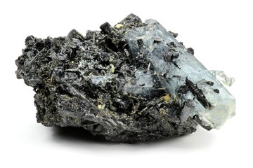 Aquamarinstufe aus Erongo/ Namibia isoliert auf weißem Hintergrund	