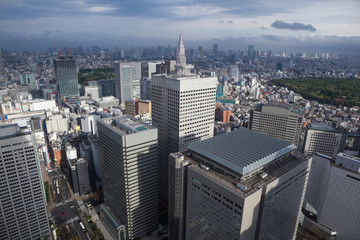 曇り空の東京