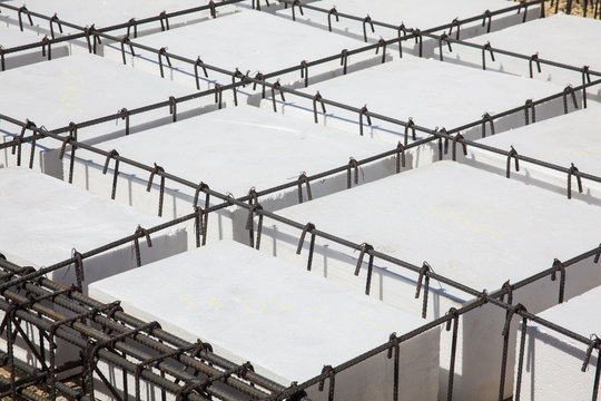 Entramado de hierro y poliuretano