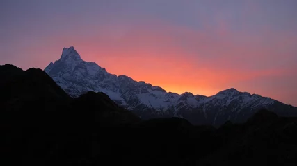 Poster Machapuchre at sunrise, view from Mardi Himal High Camp © u.perreten