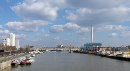 Fototapeta premium Seine en banlieue est de Paris