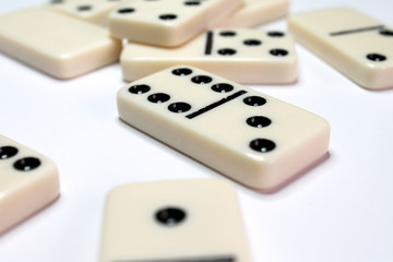 Domino pieces