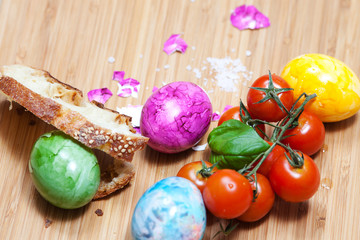 Egg, bread, tomato, wooden board, organic