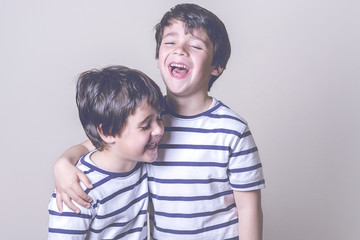 hermanos