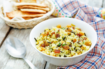 rice, wild rice, chickpeas with raisins and herbs