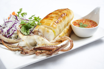 Grilled squid with chili sauce