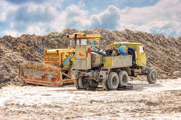 Obraz premium Lorry and Buldozer
