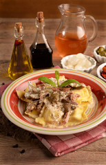 RAVIOLI WITH MUSHROOMS AND BACON