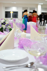 Obraz na płótnie Canvas festive table setting table, wedding