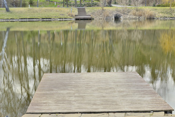 Фрагмент озера в парке © ais60