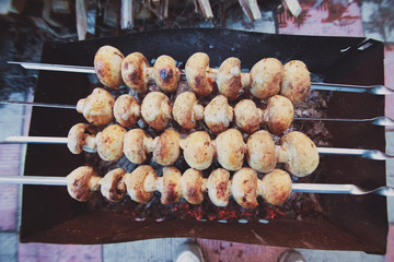 grilled mushrooms, champignons