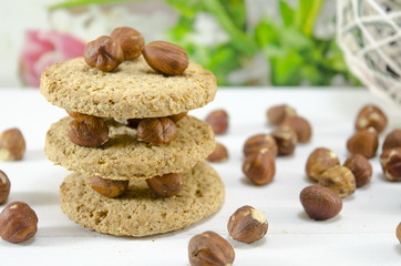 Oatmeal cookie and hazelnuts