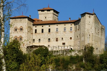 Fototapeta na wymiar Rocca di Angera, Lago Maggiore