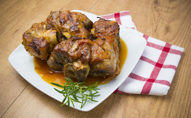 Codillo asado