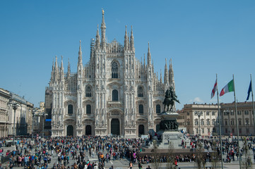 duomo afollato