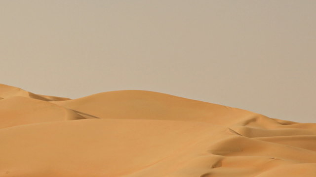 timelapse day to night in sand desert dunes