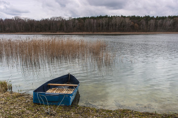 Samotna łódka © Grzegorz Polak