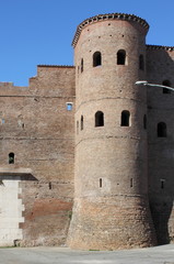 Fototapeta na wymiar Bastion in surrounding walls of Rome, Italy