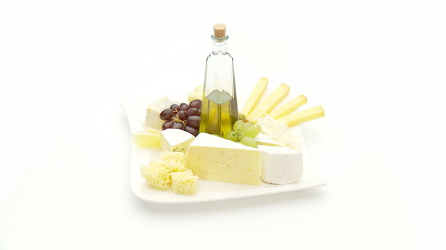cheeseplate with olive oi