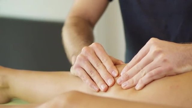 kneecap therapy