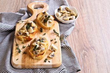 Sandwich with mushrooms