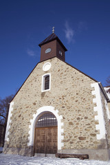 Fototapeta na wymiar old chapel on medvednica
