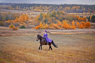 Lady in riding habbit XIX Century  at horse hunting