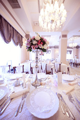 Beautifully decorated wedding table with flowers