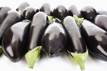Viele Auberginen