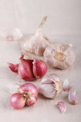 garlic and red shallot