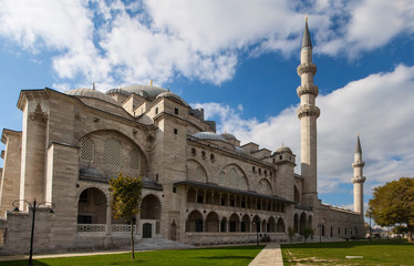Fototapeta na wymiar Exterior of Suleymaniye mosque, Istanbul