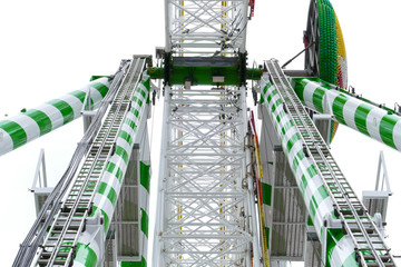 Riesenrad während des Aufbaus