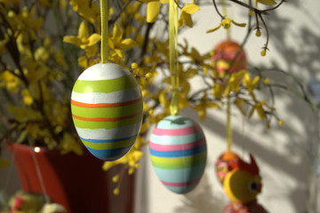 Fototapeta na wymiar Some Easter eggs on a decorative bouquet