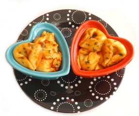 Tortellonis in Tomatensauce