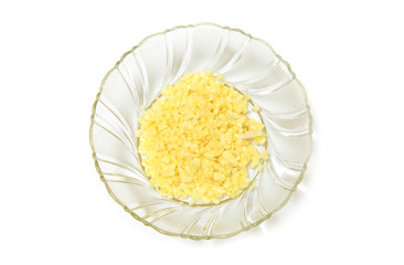 chopped and slices of garlic in a bow