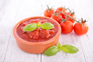 tomato sauce and basil